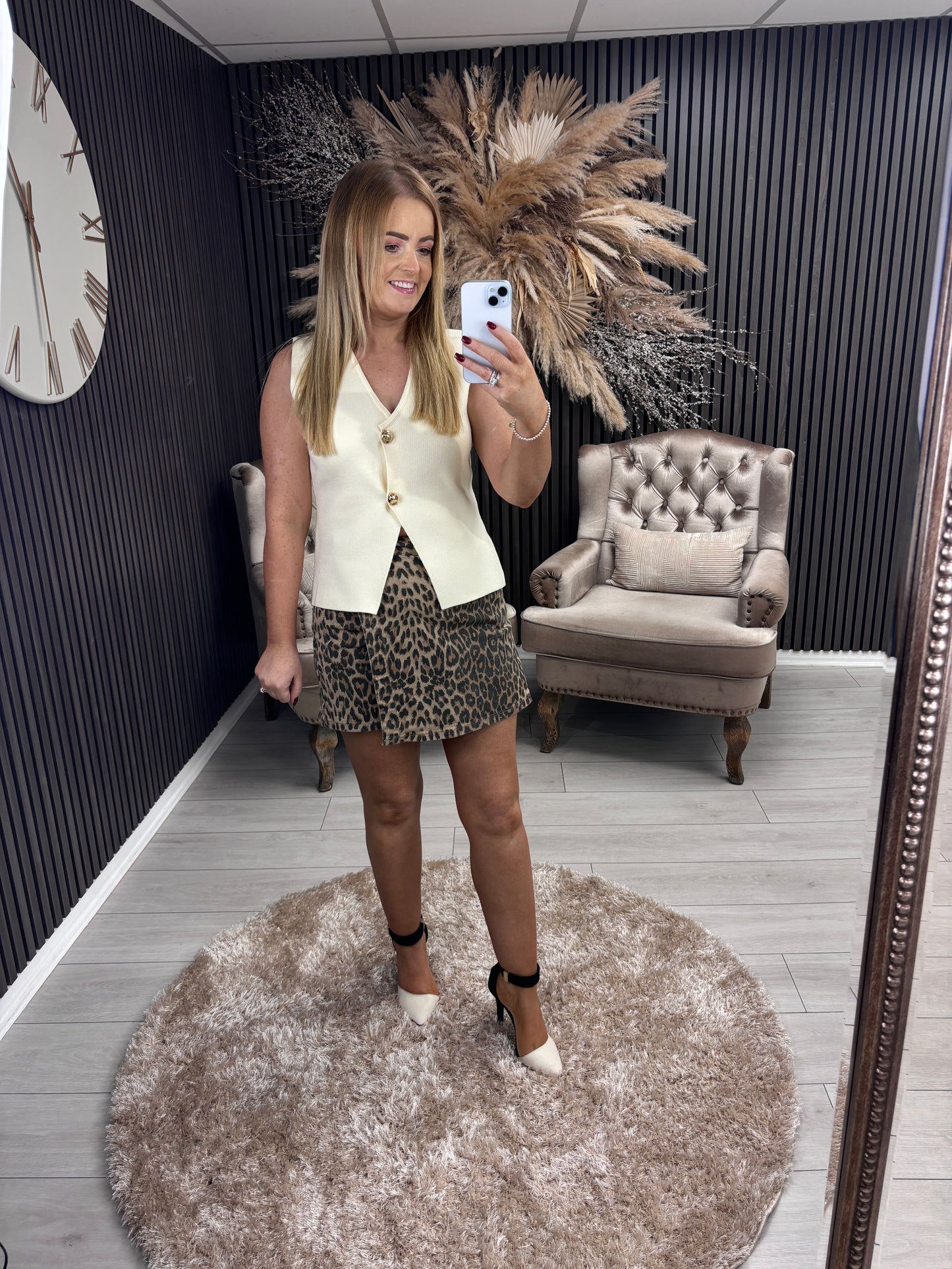 OLIVIA SKORT - LEOPARD PRINT