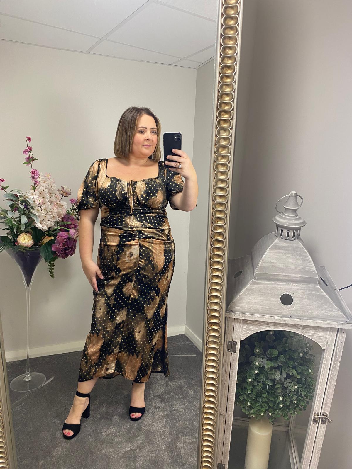 DOVE DRESS - GOLD SPOT